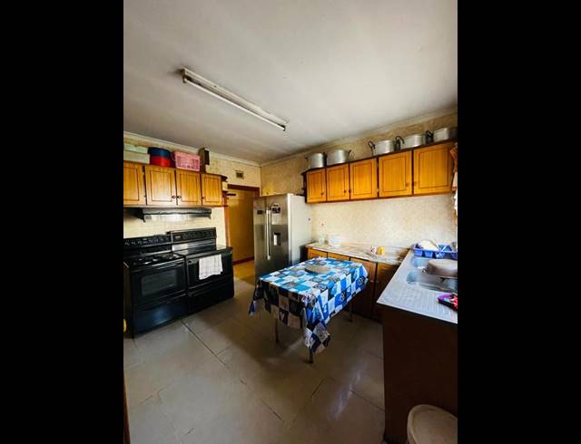 3 BEDROOM HOUSE FOR SALE IN AVOCA